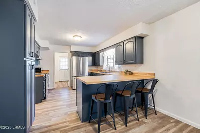 45 Barrington Circle, Savannah, GA 31419 - Photo 17