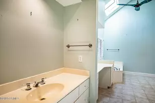 550 Island Cir E, Saint Helena Island, SC 29920 - Photo 27