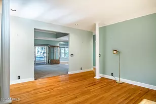 550 Island Cir E, Saint Helena Island, SC 29920 - Photo 21