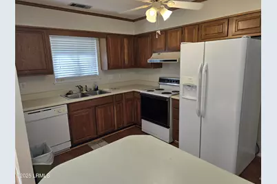 18 Middle Road, Beaufort, SC 29907 - Photo 3