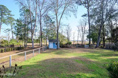 8 River Drive, Lady's Island, SC 29907 - Photo 43