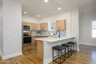 8 River Dr, Lady's Island, SC 29907 - Photo 15