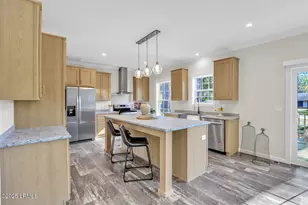 13 Vine St, Hilton Head Island, SC 29926 - Photo 11