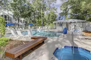 14 Wimbledon Ct, Hilton Head Island, SC 29928 - Photo 17