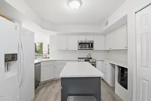 17 Lake Forest Dr, Hilton Head Island, SC 29928 - Photo 11