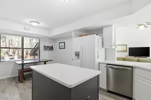 17 Lake Forest Dr, Hilton Head Island, SC 29928 - Photo 13