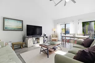 17 Lake Forest Dr, Hilton Head Island, SC 29928 - Photo 5