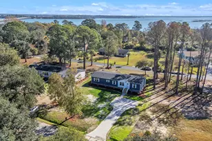 15 Vine St, Hilton Head Island, SC 29926 - Photo 51