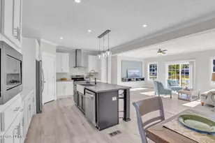 15 Vine St, Hilton Head Island, SC 29926 - Photo 17