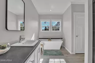 15 Vine St, Hilton Head Island, SC 29926 - Photo 37