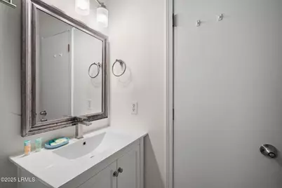 40 Folly Field Road #205b, Hilton Head Island, SC 29928 - Photo 21