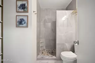 40 Folly Field Rd, Hilton Head, SC 29928 - Photo 5