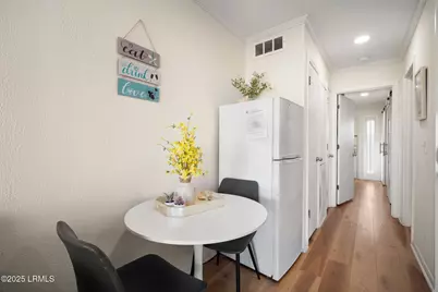 40 Folly Field Road #205b, Hilton Head, SC 29928 - Photo 7