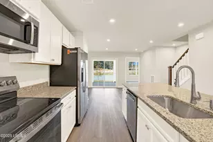 108 Pebble Cir, Ridgeland, SC 29936 - Photo 3