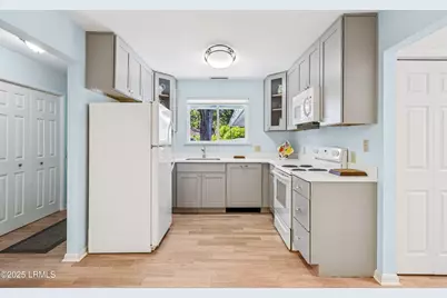 29 Oleander Street, Hilton Head, SC 29928 - Photo 23