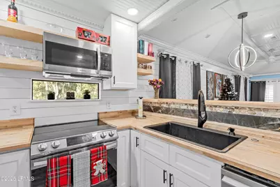 102 Battery Lane #102, Beaufort, SC 29902 - Photo 15