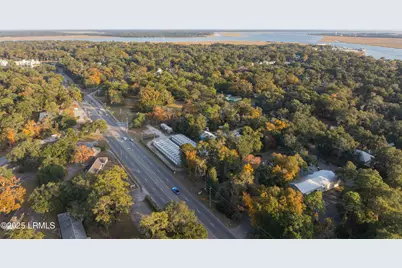 1827 Ribaut Road, Port Royal, SC 29935 - Photo 15