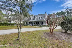 56 Wade Hampton Dr, Beaufort, SC 29907 - Photo 5