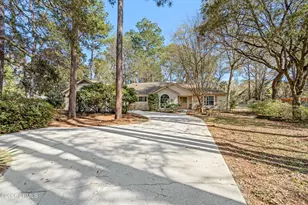 10 Moultrie Ct, Beaufort, SC 29907 - Photo 3