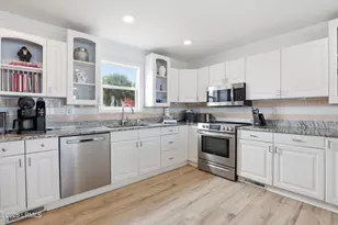 108 Harbor Dr N, Harbor Island, SC 29920 - Photo 5