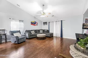 13 Hidden Lakes Ln, Bluffton, SC 29910 - Photo 7