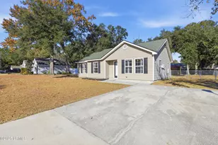 43 Southern Magnolia Dr, Beaufort, SC 29907 - Photo 7