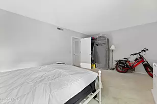 400 William Hilton Pkwy, Hilton Head Island, SC 29926 - Photo 43