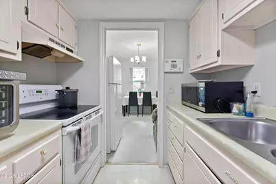 400 William Hilton Parkway #110, Hilton Head Island, SC 29926 - Photo 21