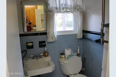 301 W Pulaski Drive W, Hampton, SC 29924 - Photo 9