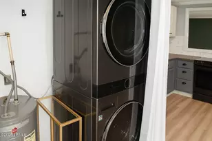 174 James St, Beaufort, SC 29902 - Photo 19