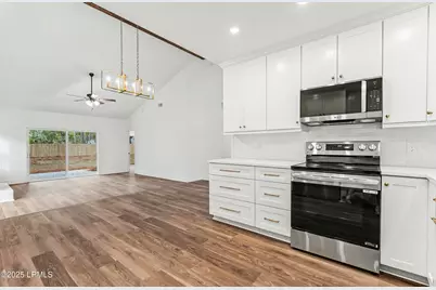 10 Chesterfield Lake Drive, Beaufort, SC 29906 - Photo 13