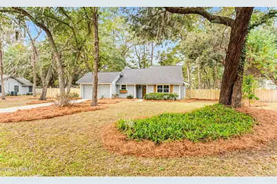 10 Chesterfield Lake Drive, Beaufort, SC 29906 - Photo 3