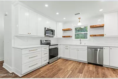 10 Chesterfield Lake Drive, Beaufort, SC 29906 - Photo 9