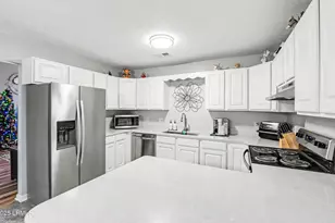 8 Ardmore Ave, Beaufort, SC 29907 - Photo 5