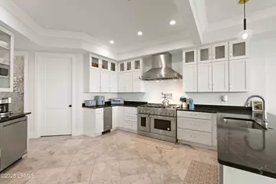 10 Collier Beach Road, Hilton Head, SC 29928 - Photo 11