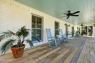 106 S Hermitage Rd, Beaufort, SC 29902 - Photo 9
