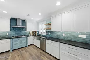 106 S Hermitage Rd, Beaufort, SC 29902 - Photo 25