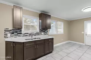 257 Shanklin Rd, Beaufort, SC 29906 - Photo 13