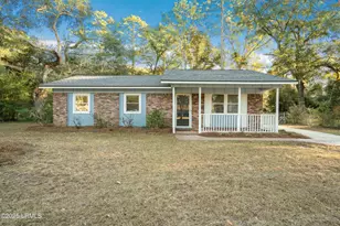 257 Shanklin Rd, Beaufort, SC 29906 - Photo 3