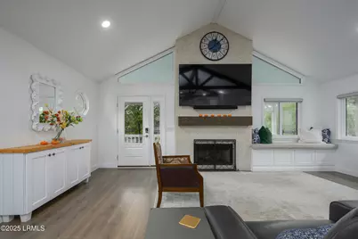 19 Song Sparrow Lane, Hilton Head Island, SC 29928 - Photo 3