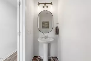 213 Ceasar Pl, Hilton Head Island, SC 29926 - Photo 19