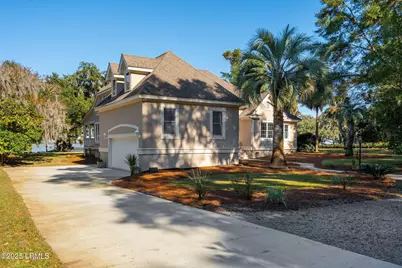 210 Old Plantation Drive W, Beaufort, SC 29907 - Photo 5