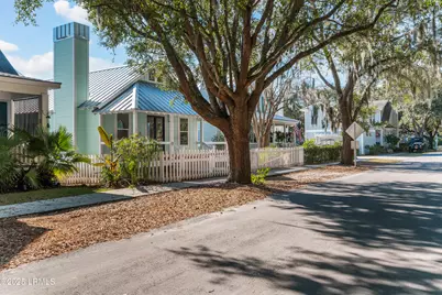 1013 11th Street, Port Royal, SC 29935 - Photo 1