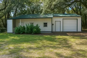 1702 Lafayette St, Beaufort, SC 29902 - Photo 3