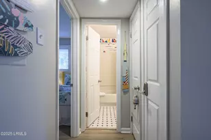 45 Folly Field Rd, Hilton Head, SC 29928 - Photo 17