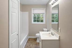 1501 Hogarth St, Beaufort, SC 29902 - Photo 9