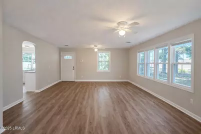 1501 Hogarth Street, Beaufort, SC 29902 - Photo 5