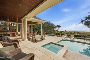 16 Planters Row, Hilton Head, SC 29928 - Photo 1