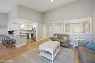 4 Braddock Bluff Dr, Hilton Head, SC 29928 - Photo 15