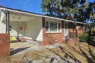 3003 Shell Point Rd, Beaufort, SC 29906 - Photo 1